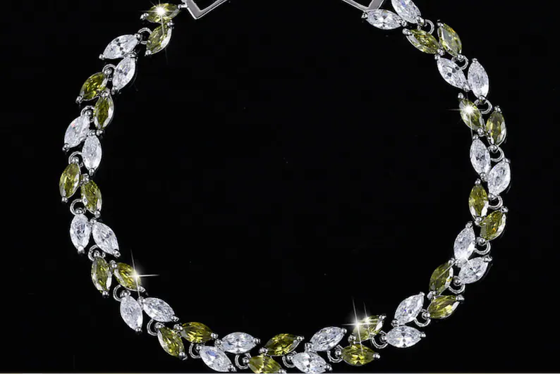 Elegant Leaf Bracelet | 925 Sterling Silver | Gift For Her | Delivered in Gift Box | Available in Silver, Gold, Black, Olive | 7 inches.