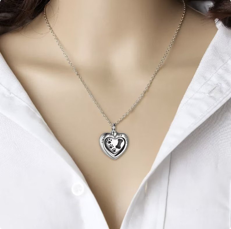 Pet Paw Heart Pendant Urn Necklace | 925 Sterling Silver | Dog Ash Pendent | Jewelry Memorial | Keepsake Pendant